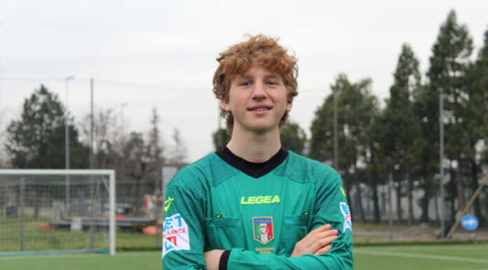Arbitri di Lecco, è record: 33 nuovi ‘fischietti’ esordienti Matteo Valenza
