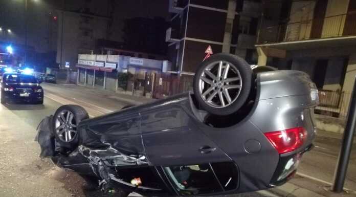 Belledo, ribaltamento nella notte: soccorso un 33enne