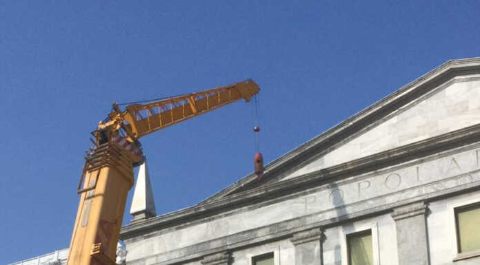 Lecco. Via i lavori per la rimozione dell’amianto dall’ex banca