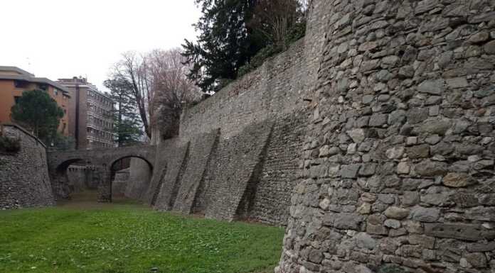 Fai Lecco: visita ai resti e ai sotterranei del castello di Lecco Fossato Biblioteca Lecco