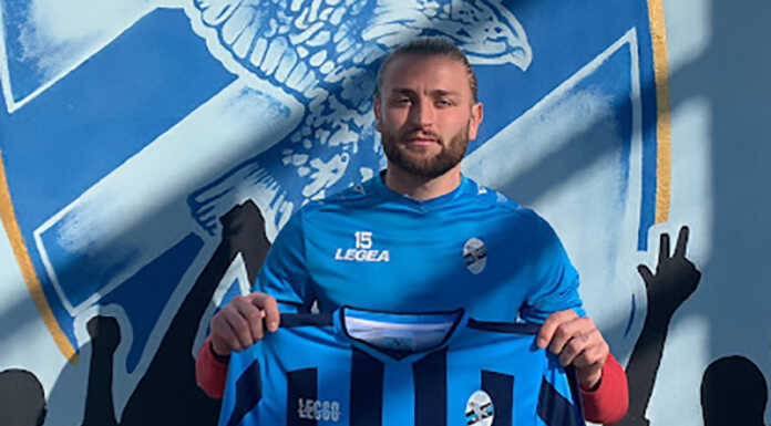 Fa pipì a bordo campo: cartellino rosso per Bunino (Calcio Lecco)