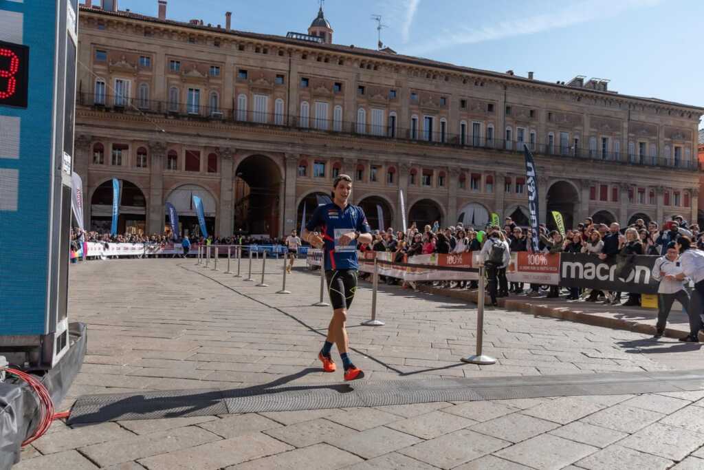 Danilo Brambilla arrivo Maratona di Bologna 2023 