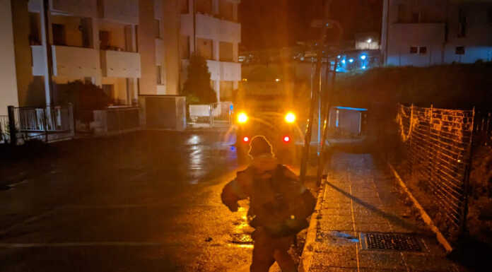 Viabilità. Pulizia notturna aree di sosta, ecco i divieti di sosta Lecco pulizie parcheggi notturne