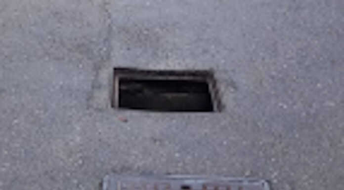 Merate: rubato un tombino in piazza della Concordia merate tombino rubato