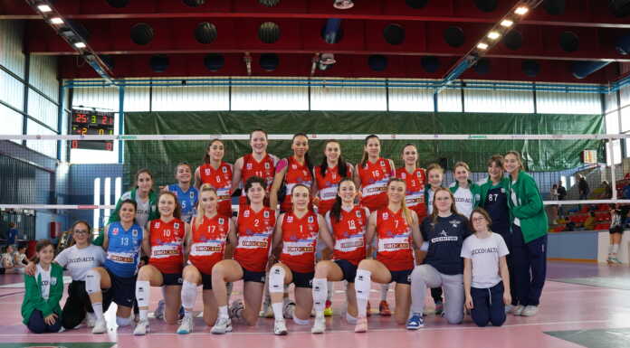 Volley. La Picco liquida Akademia Messina per set 3 a 0 Pallavolo Picco Lecco