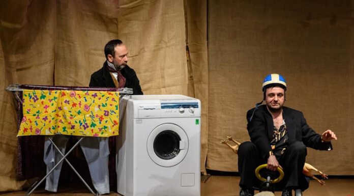 Ronzinante in scena a Lomagna con “I Promessi Storti”