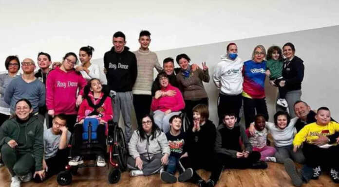 Abilità in Ballo. Giada Canino e la squadra paralimpica chiedono un aiuto Squadra paralimpica danza Rosy Dance