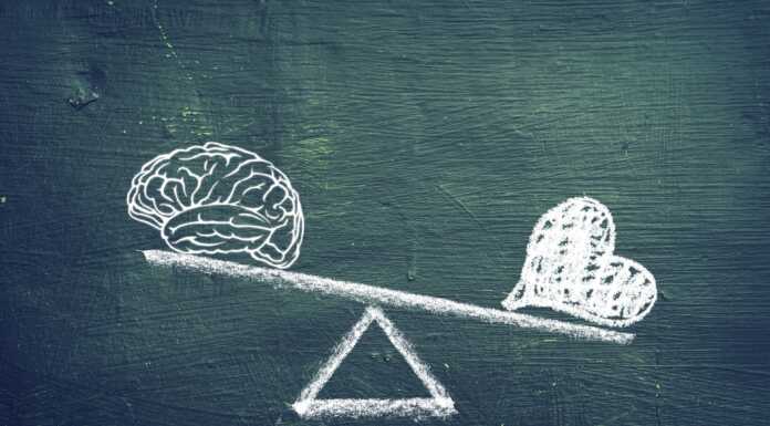 Il primato dell’intelletto e l’appiattimento della vita emotiva