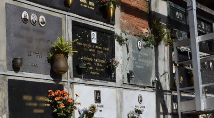 Vasi in rame rubati al cimitero: succede a Laorca e a Castello cimitero di laorca