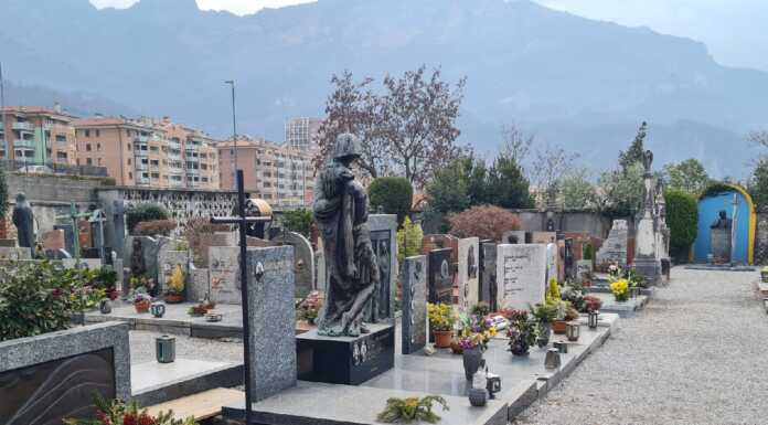 Cimiteri dimenticati, l’attacco di Forza Italia: “Servono interventi”