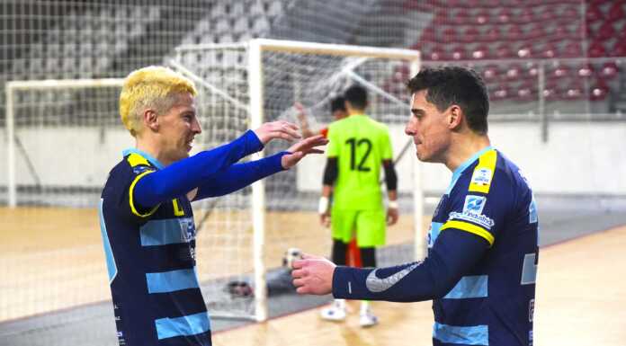 Calcio a 5. Il Lecco espugna Aosta, finisce 5 a 1 Lecco Calcio a 5 esultanza