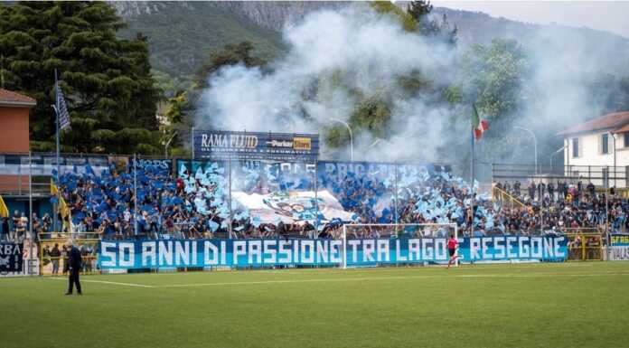Serie C. Al via la vendita dei biglietti per Lecco-Pro Patria La coreografia della Curva Nord a inizio partita (credit foto Calcio Lecco 1912)