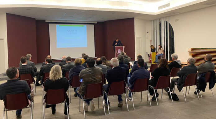 Asse pubblico-privato per gestire il turismo dell’Alto Lario Foto serata alto lago turismo