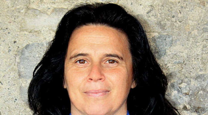 Elezioni 2023. Calolziocorte BeneComune candida Sonia Mazzoleni Sonia Mazzoleni, candidata sindaco con il gruppo Calolziocorte BeneComune