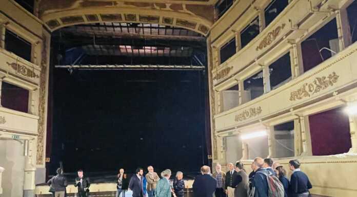 Cena per il Teatro, il comune risponde alle polemiche: “Una grande occasione”