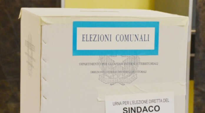 Elezioni comunali: nel lecchese affluenza del 38,89% alle 23. Domani si vota ancora Elezioni Comunali Amministrative sindaco voto urna