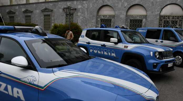 Benzinaio accoltellato alla gamba, arrestato un 20enne