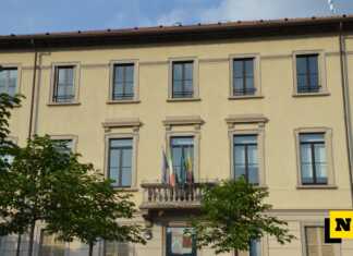 Progetto “Siamo nati noi”, una mostra con i disegni realizzati dagli studenti di Calolzio municipio comune calolziocorte