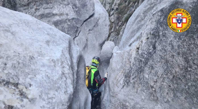 Soccorso alpino, esercitazioni per la squadra forra in Valsassina Soccorso Alpino esercitazioni forra