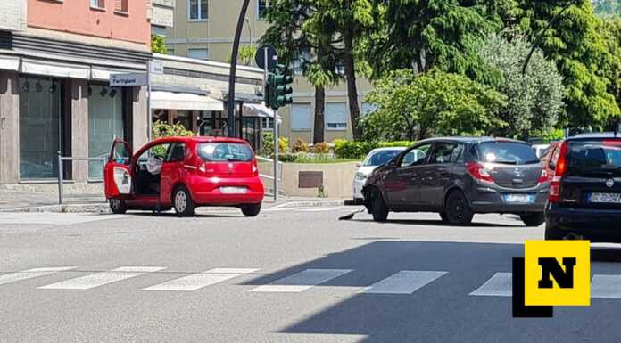Lecco. Scontro tra due auto a un incrocio di San Giovanni Incidente San Giovanni incrocio Lecco