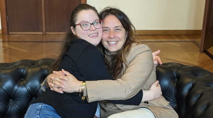 Dopo gli insulti sui social, Giada Canino incontra il Ministro Alessandra Locatelli Giada Canino con il Ministro Alessandra Locatelli