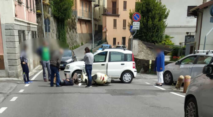 Scontro auto-moto in corso Monte San Gabriele a Malavedo Incidente Malavedo