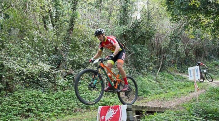 Lake Como Bike Marathon, Mattia Zunino vince in volata a Dervio Mattia Zunino vincitore a Dervio