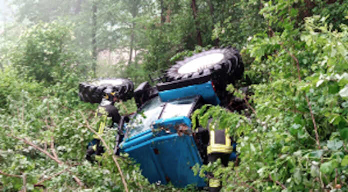 Trattore si ribalta a Santa Maria Hoè. Il mezzo rubato giorni prima