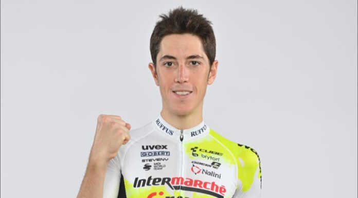 Giro d’Italia. Simone Petilli terzo sul Gran Sasso dopo una fuga leggendaria Simone Petilli ciclista professionista lecchese