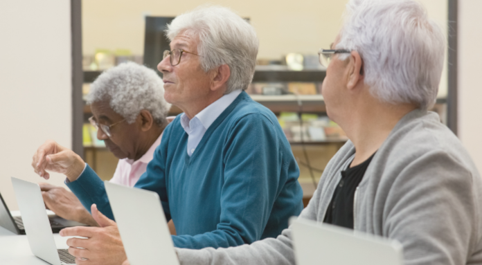Anziani e pc. ‘Active Senior’ sbarca a Mandello Active Senior Mandello