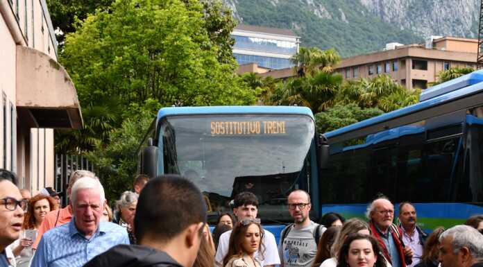 Frana, nuovi orari per i bus. Ripartono le ‘navette’ per Varenna e Bellano