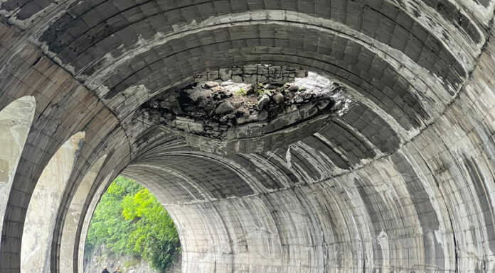 Crollata, causa frana, la volta di una galleria lungo la SP72 a Fiumelatte a Varenna – GLI AGGIORNAMENTI Galleria Fiumelatte SP72