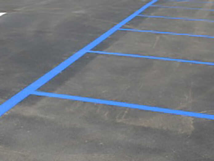 parcheggio linee blu