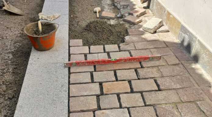 Valmadrera. Dopo i lavori per i sottoservizi, ora il ripristino stradale