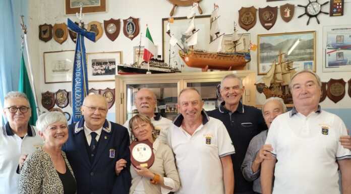 Un veliero in dono all’Anmi di Calolzio: era appartenuto al dottor Costa Anmi Calolzio veliero donazione