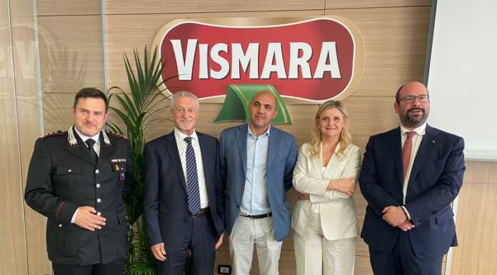 Casatenovo. 125 di Vismara festeggiati con un francobollo Vismara 125 anni