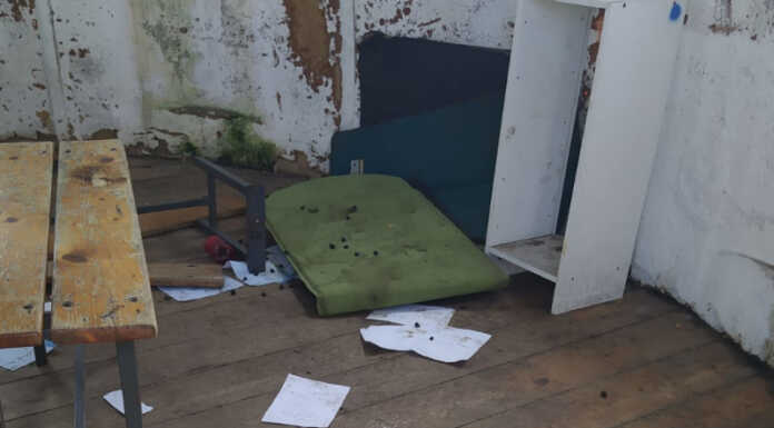 Troppa maleducazione, il Cai Ballabio chiude il bivacco sul Due Mani Chiusura Bivacco Due Mani 20230620