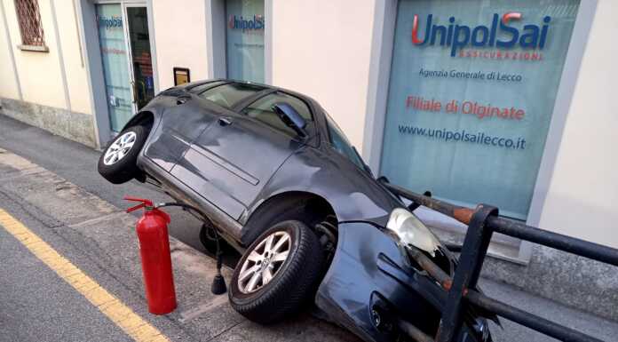 Olginate, schianto nella notte: soccorsa una 26enne