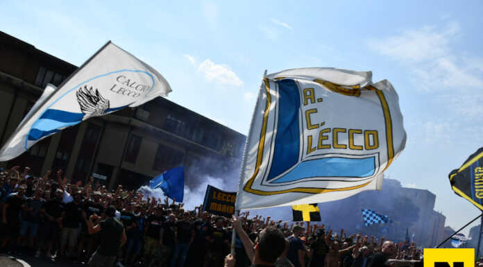 Lecco-Foggia: marea bluceleste allo stadio. Iniziato il match