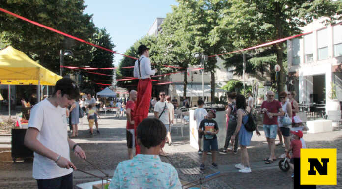 Merate si trasforma nel paese dei balocchi: successo in piazza con la Pro Loco