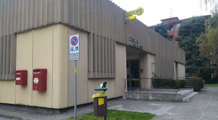 Merate: l’ufficio postale chiude quattro mesi per lavori. Disagi per gli utenti