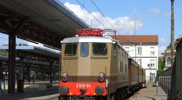 Treni storici: viaggio nel tempo col Milano Cadorna – Laveno Mombello Treno storico locomotiva