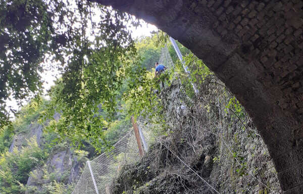 Maltempo ferma il cantiere: riapre la SP 46 tra Oliveto e il confine comasco