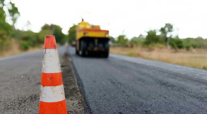 Calolzio. Dal 21 giugno asfaltate alcune vie del paese Asfaltatura pixabay