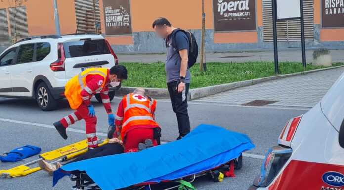 Lecco. Urtata da un’auto che non si ferma: soccorsa una donna