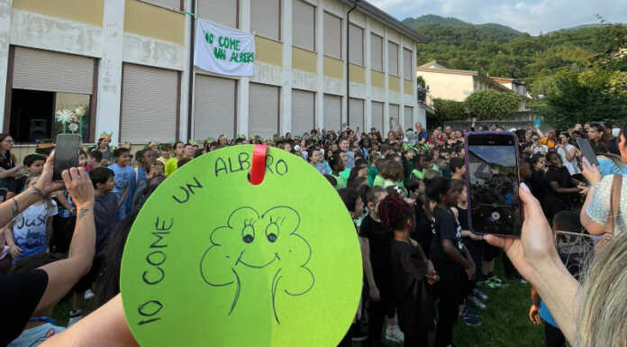“Io come un albero”, in scena i piccoli attori della primaria di Foppenico scuola primaria di Foppenico progetto