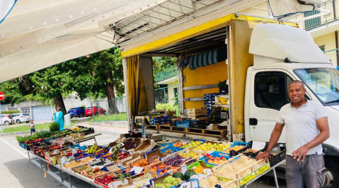 Ballabio, il mercato del giovedì si fa sempre più ricco