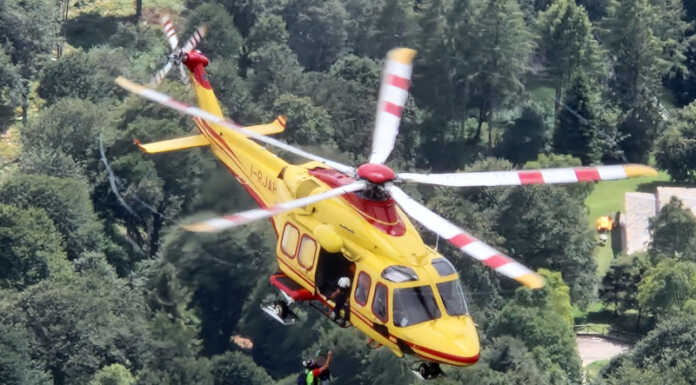 Scalatori colpiti da una scarica di sassi in Grignetta Elisoccorso Grignetta cresta Cermenati