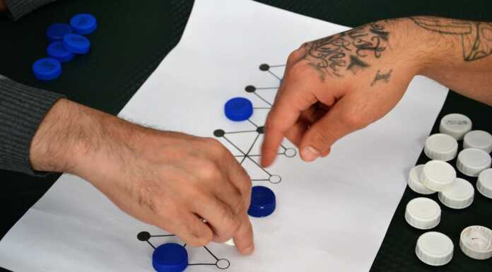 Leggermente, il laboratorio con i detenuti per realizzare un gioco da tavolo