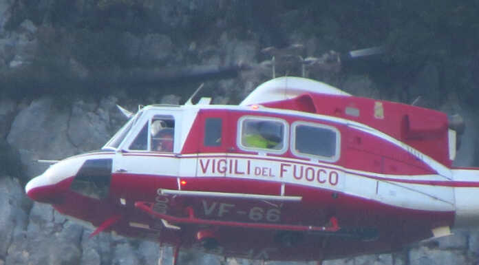 Perdono il sentiero e restano bloccati, due escursionisti soccorsi in Grigna Drago elicottero Vigili del Fuoco